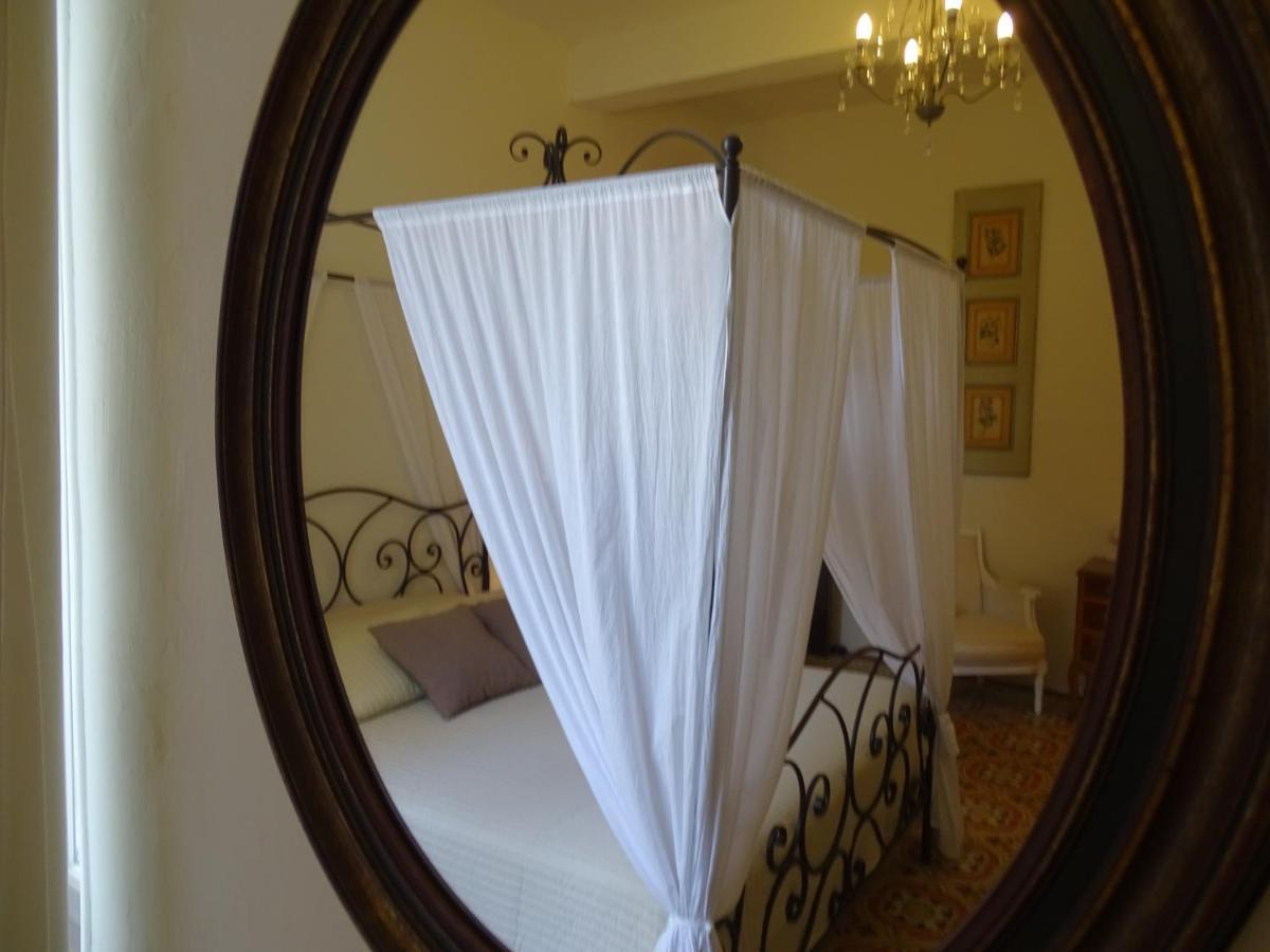 Chambres D'Hotes Belle Vigneronne Монтаньяк Екстер'єр фото